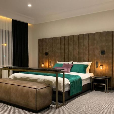 Hotel Rubis Феризово Екстериор снимка