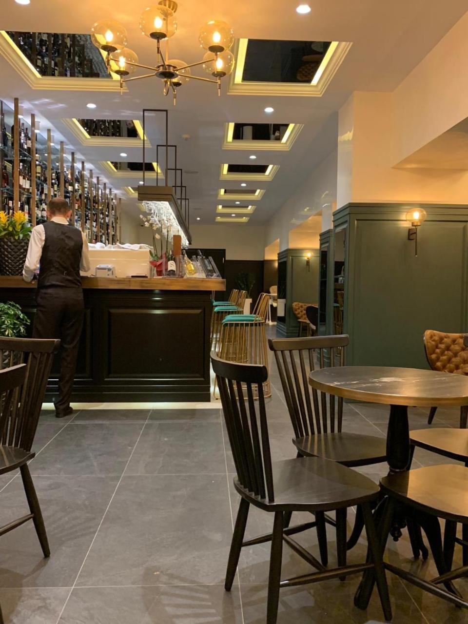 Hotel Rubis Феризово Екстериор снимка