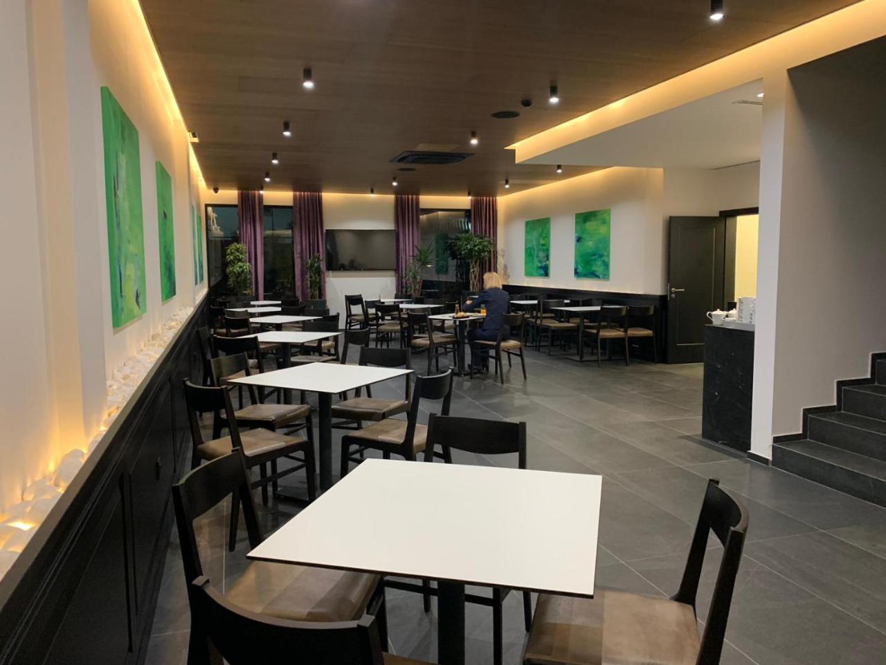 Hotel Rubis Феризово Екстериор снимка