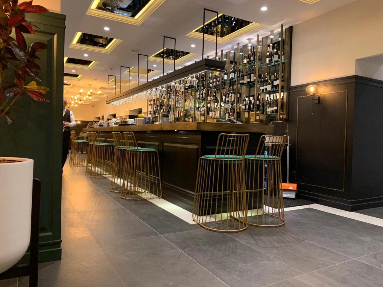 Hotel Rubis Феризово Екстериор снимка