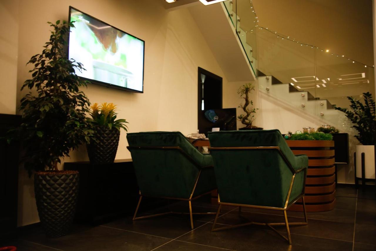 Hotel Rubis Феризово Екстериор снимка