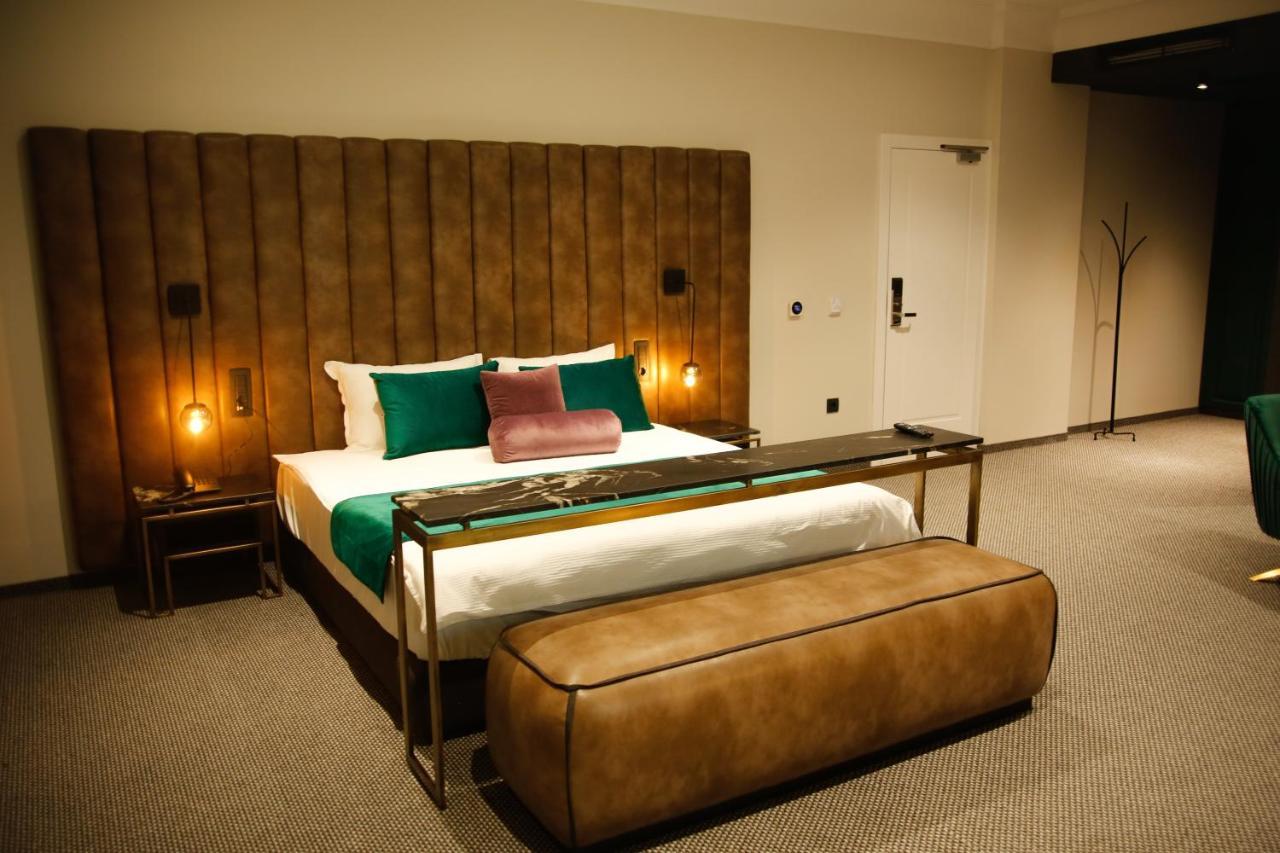 Hotel Rubis Феризово Екстериор снимка